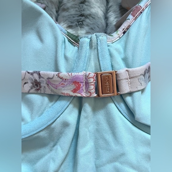 Milea Desert Rose Frill One Piece - Picture 8 of 13